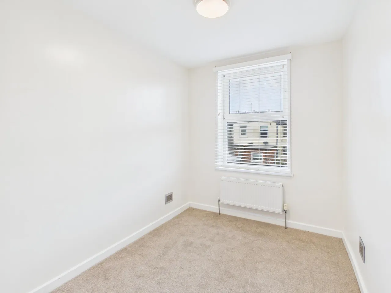 Cyprus Road, North End, PO2, photo 8