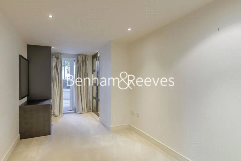 Lensbury Avenue, Imperial Wharf, SW6, photo 8