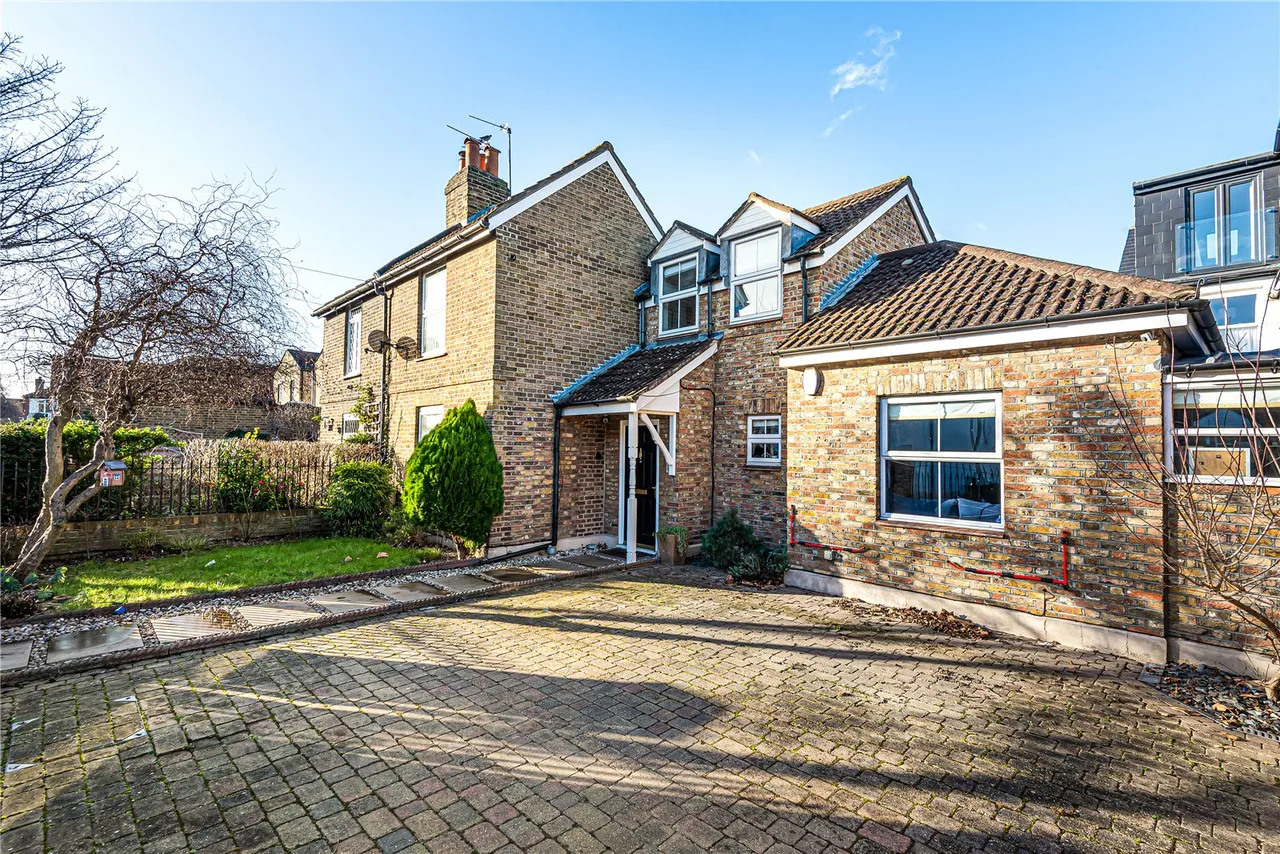 Tudor Road, Hampton, London, TW12 2NQ, photo 3