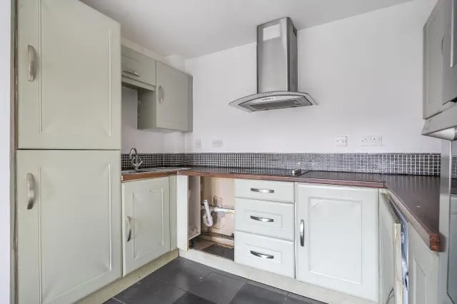 Willow Road, Aylesbury, HP19, photo 3