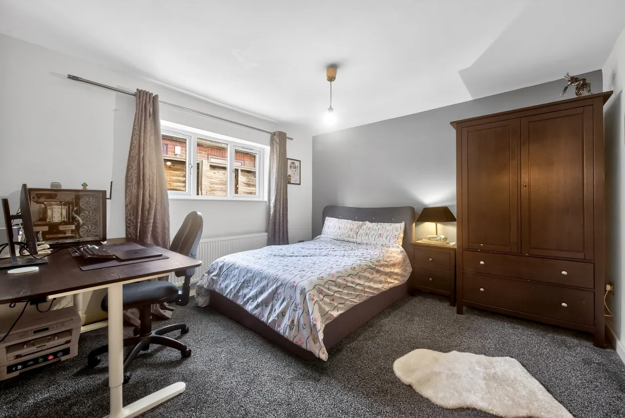 Bridle Path, Reading, RG8, photo 11