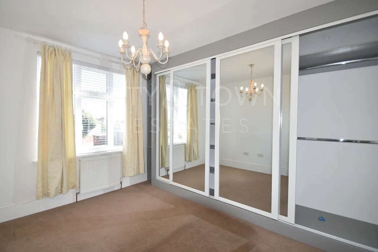 Footscray Road, Eltham, SE9, photo 7