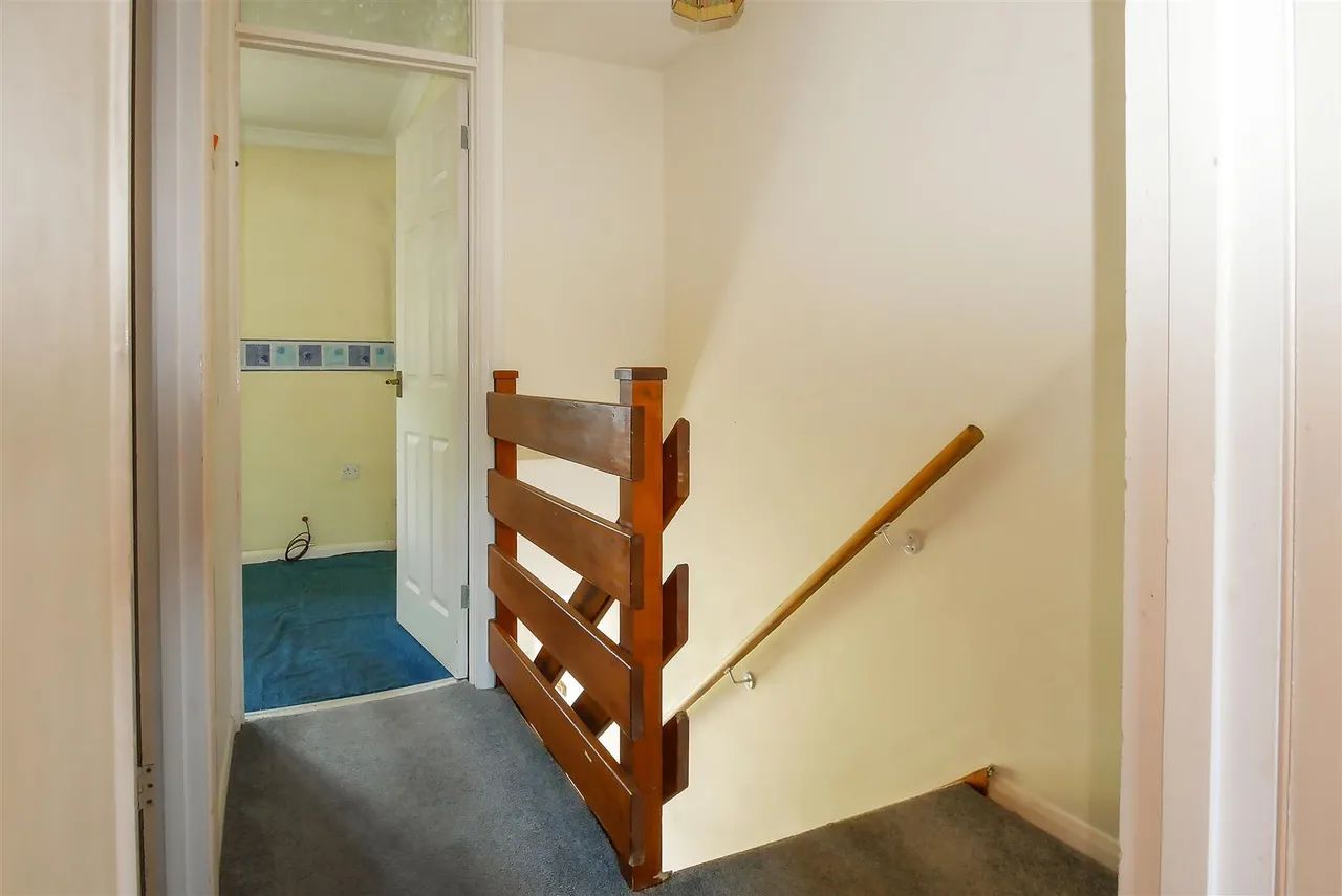 River Road, Littlehampton, photo 8