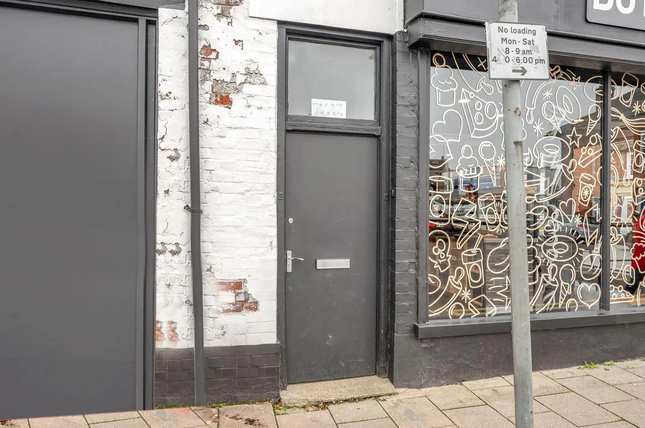 2 bed flat to rent, Church Street, Oakham, LE15