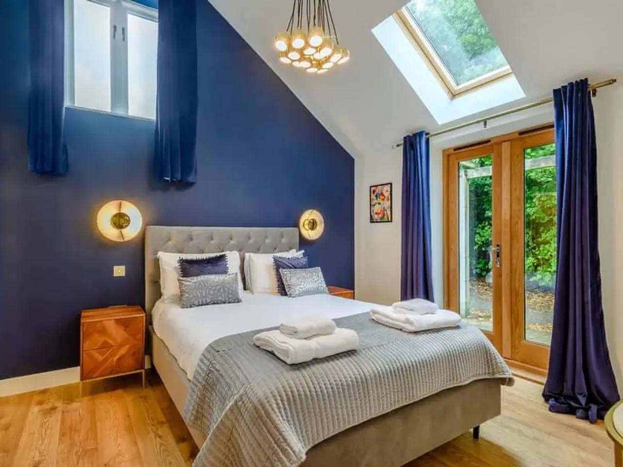Impeccable Barn Conversion on Approx, photo 23