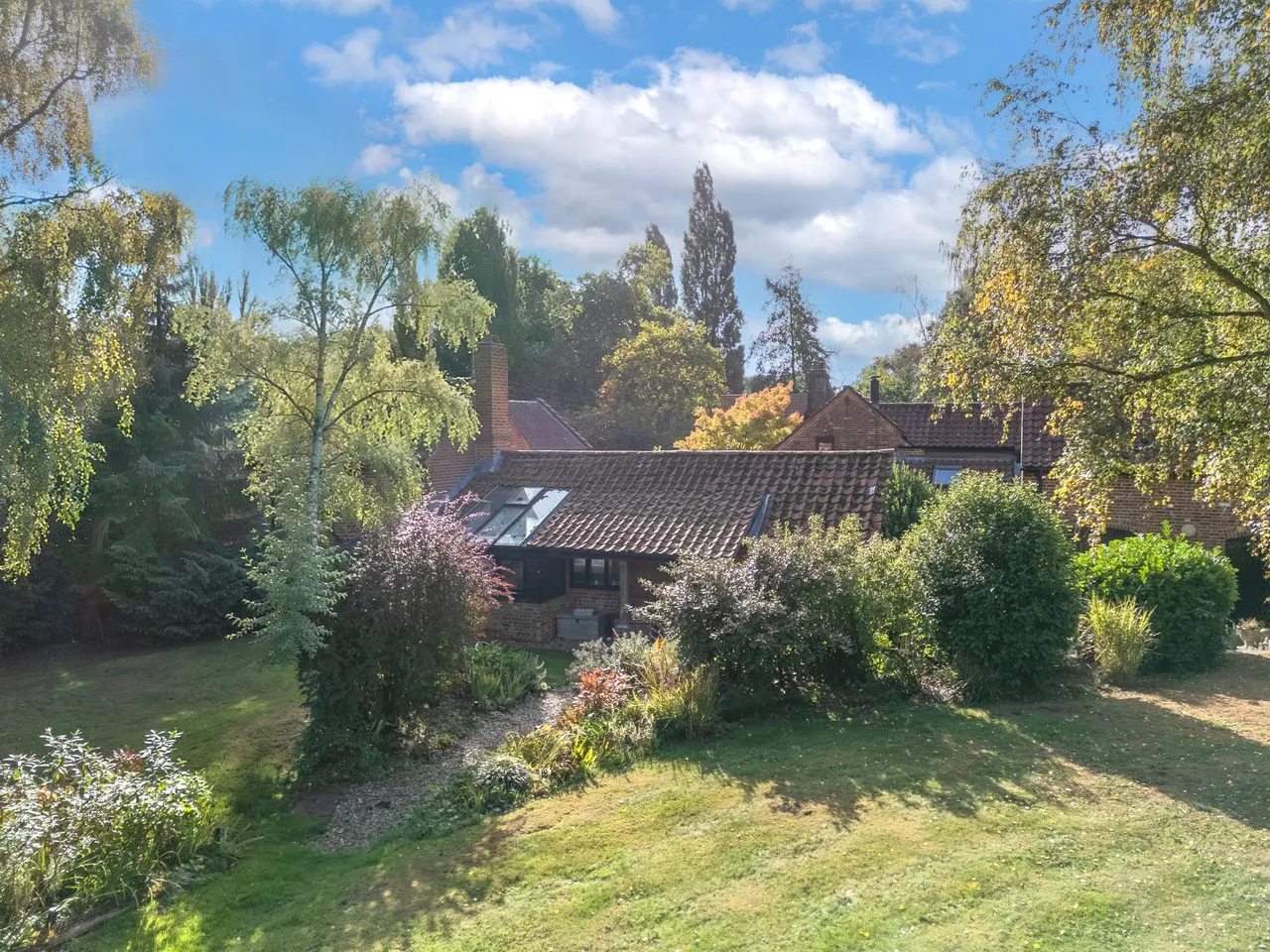Impeccable Barn Conversion on Approx, photo 4