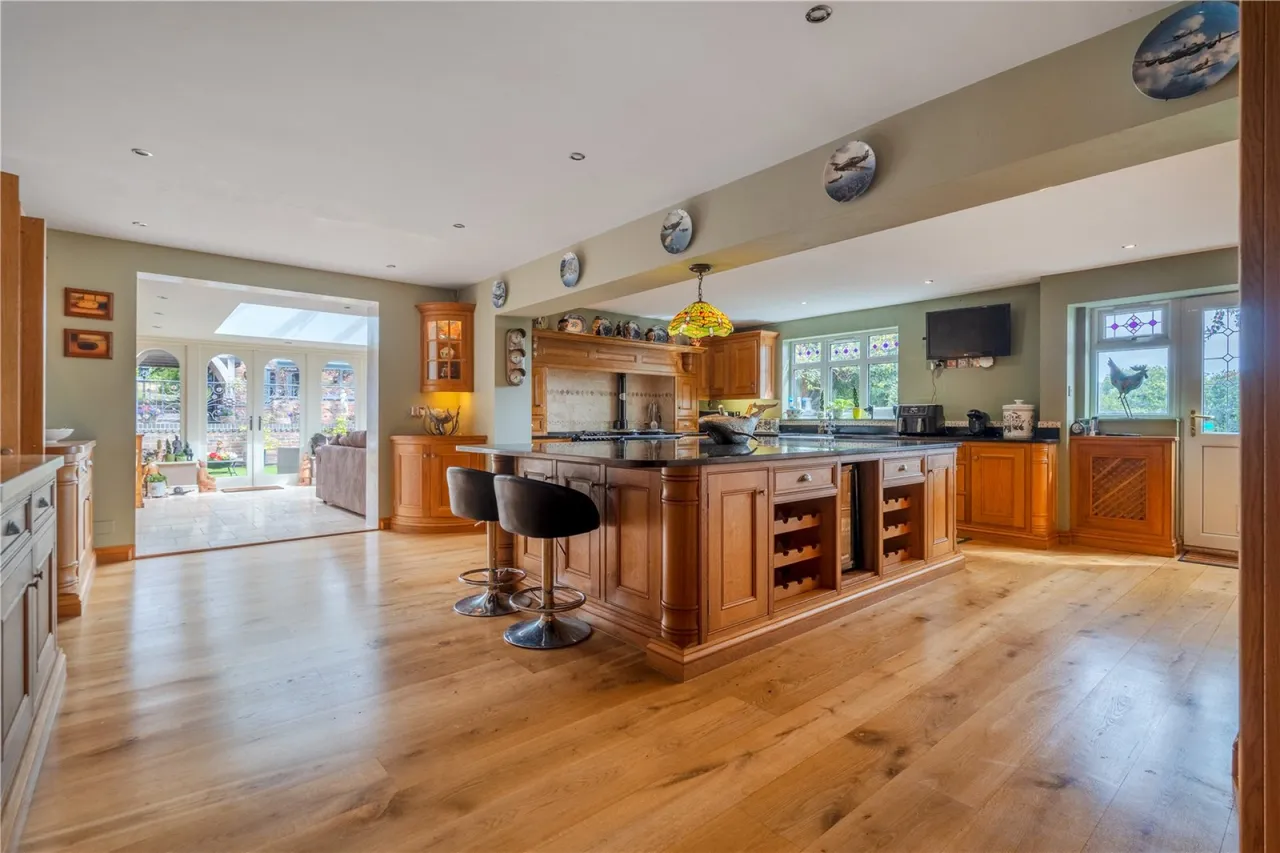Oldmixon Road, Hutton, BS24, photo 2