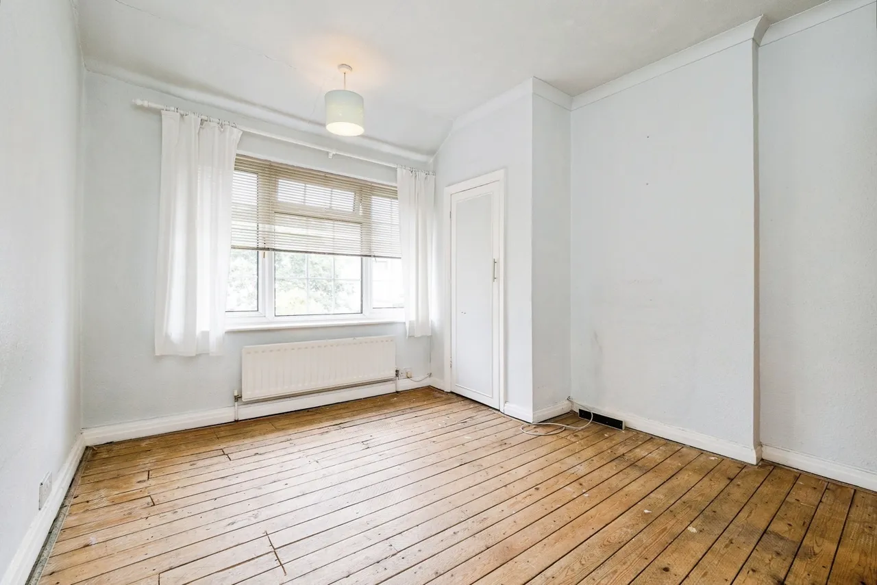 Spring Gardens, Hornchurch, RM12, photo 14