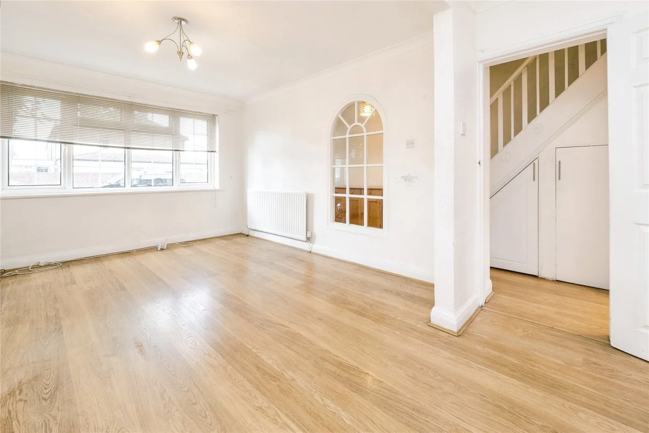 Spring Gardens, Hornchurch, RM12, photo 4