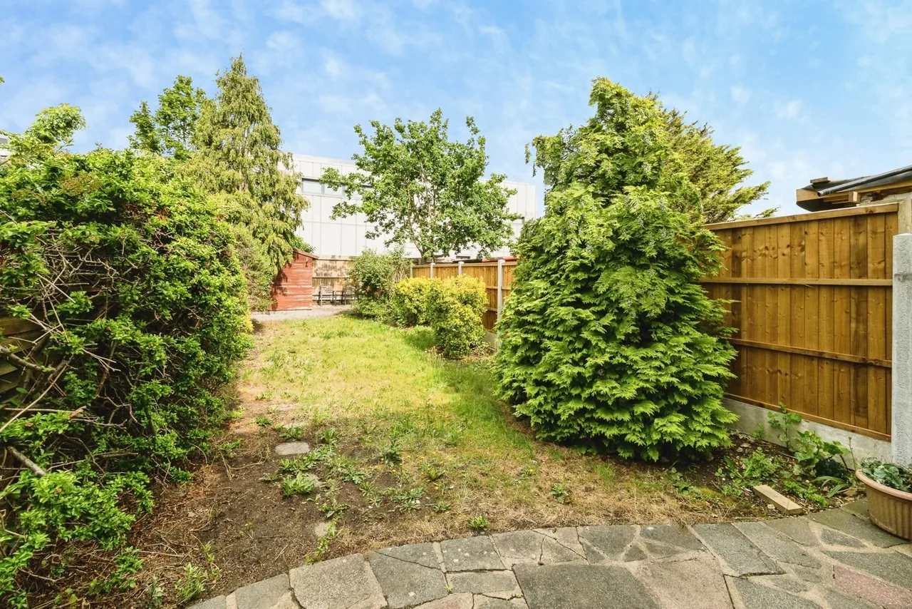 Spring Gardens, Hornchurch, RM12, photo 19