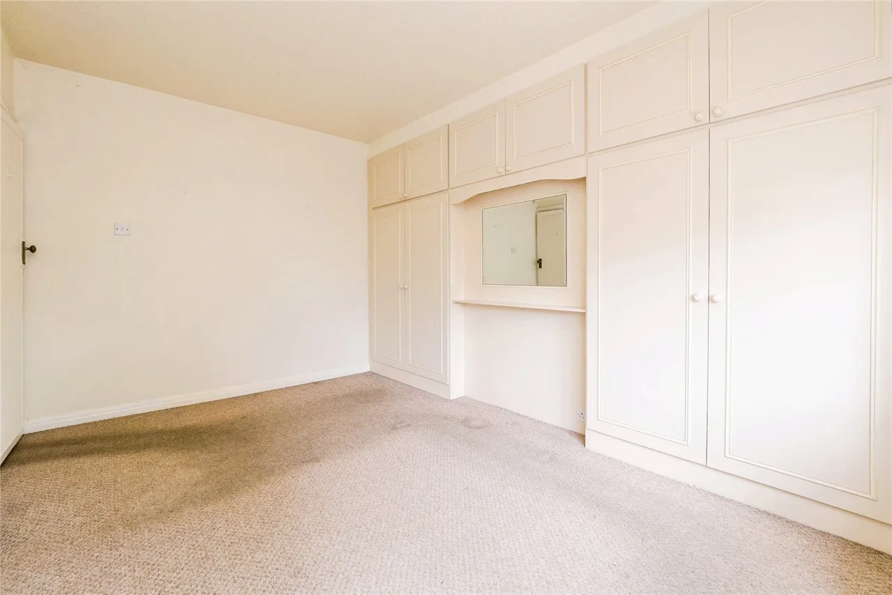 Spring Gardens, Hornchurch, RM12, photo 12