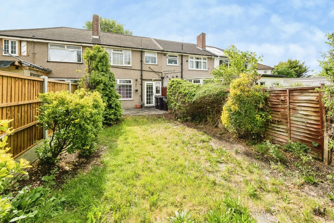Spring Gardens, Hornchurch, RM12, photo 18