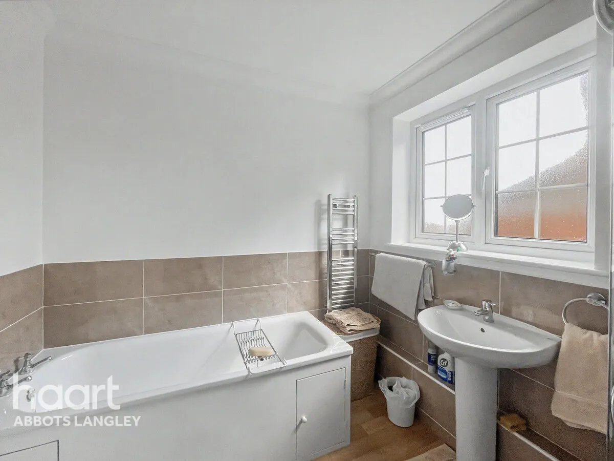 Oak Green, Abbots Langley, WD5, photo 13