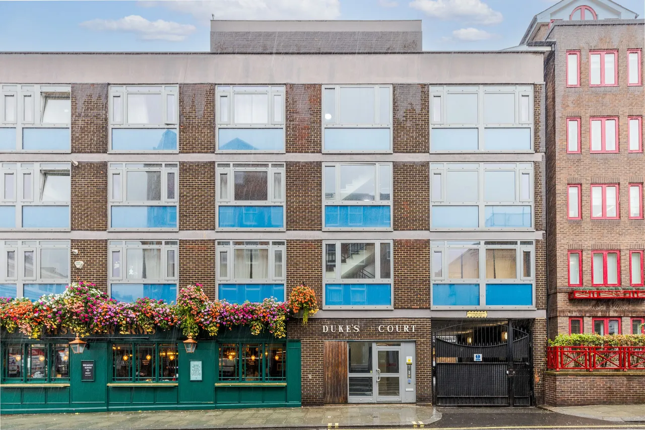 Moscow Road, London, photo 11