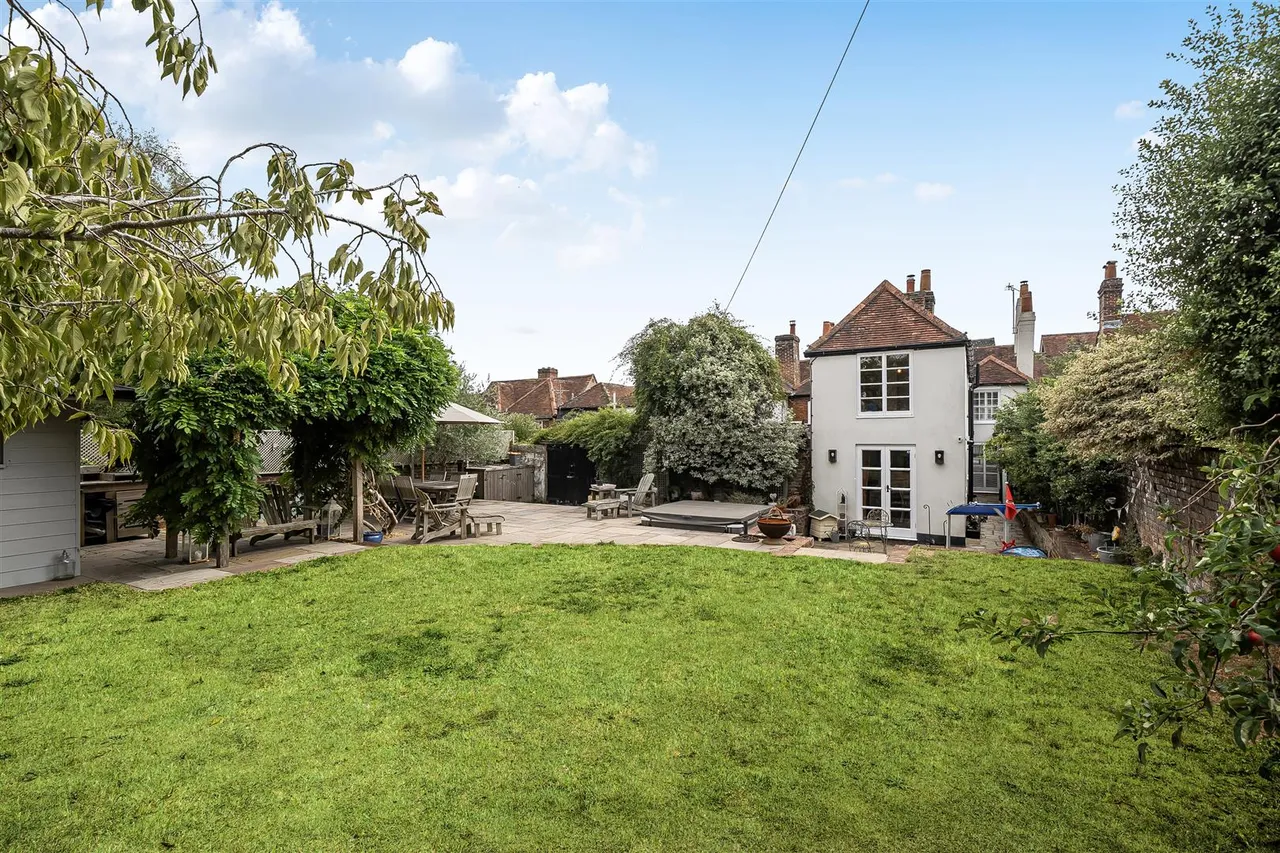 East Street, Titchfield, photo 20