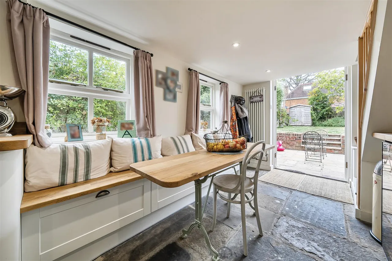 East Street, Titchfield, photo 10