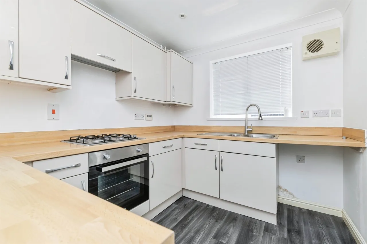 Sedgewick Close, Hartlepool, TS24, photo 5
