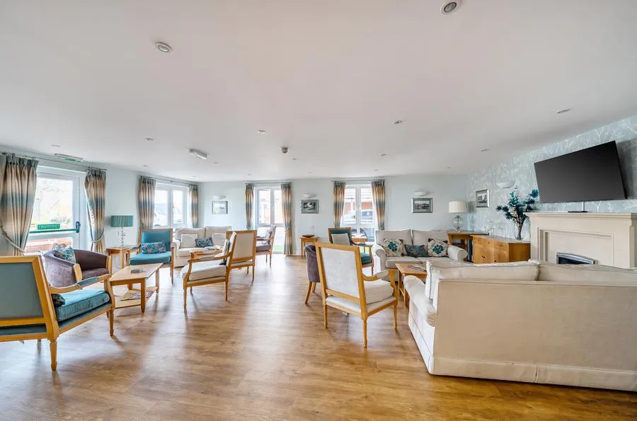 Hawthorn Road, Aldwick, PO21, photo 10