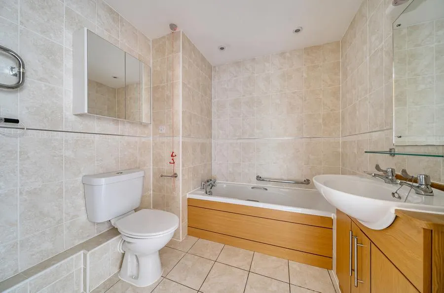 Hawthorn Road, Aldwick, PO21, photo 8