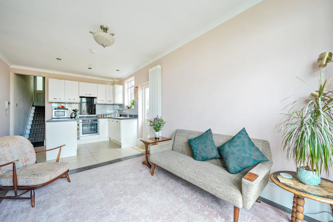 Victoria Road, London, N22, photo 8