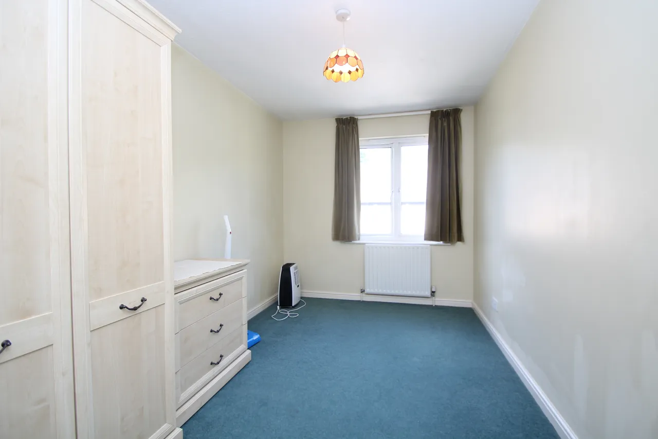 Brighton Road, Purley CR8, photo 3