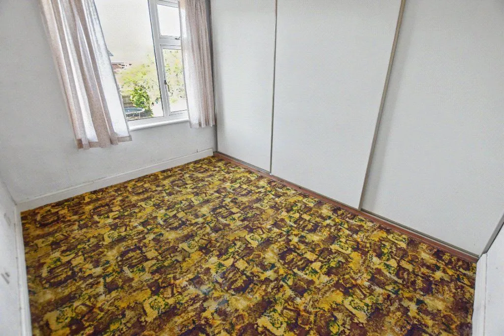 Whitehall Road, Leeds, LS12, photo 7