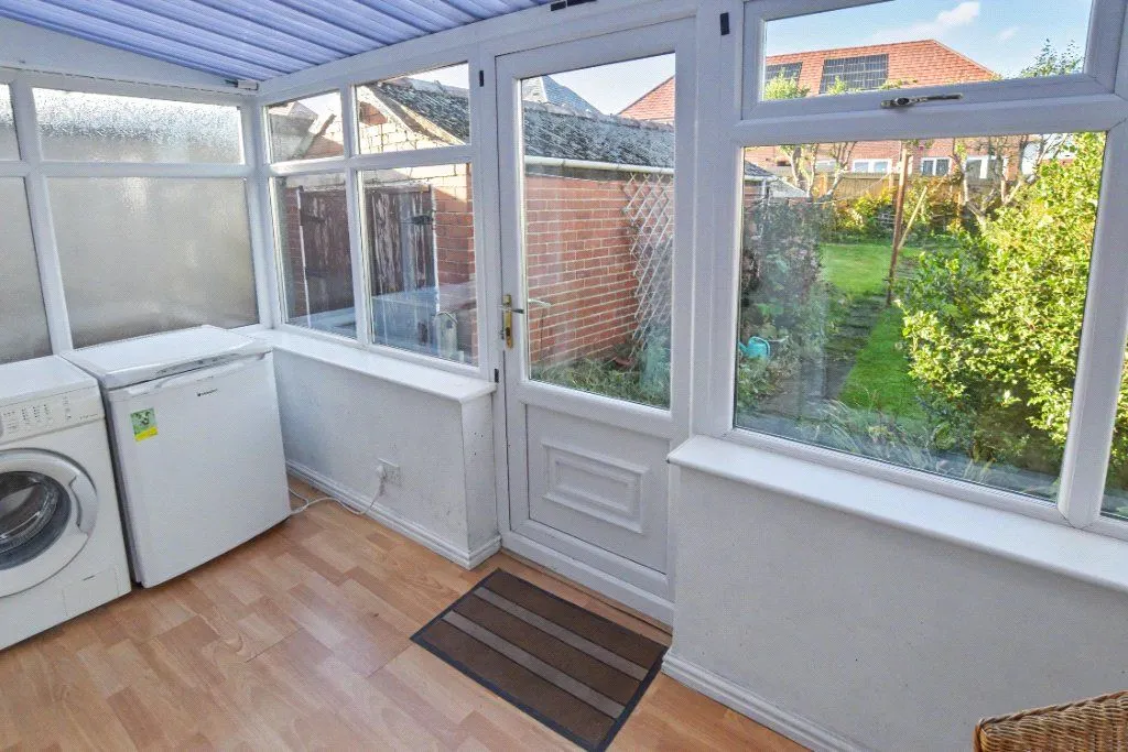 Whitehall Road, Leeds, LS12, photo 13