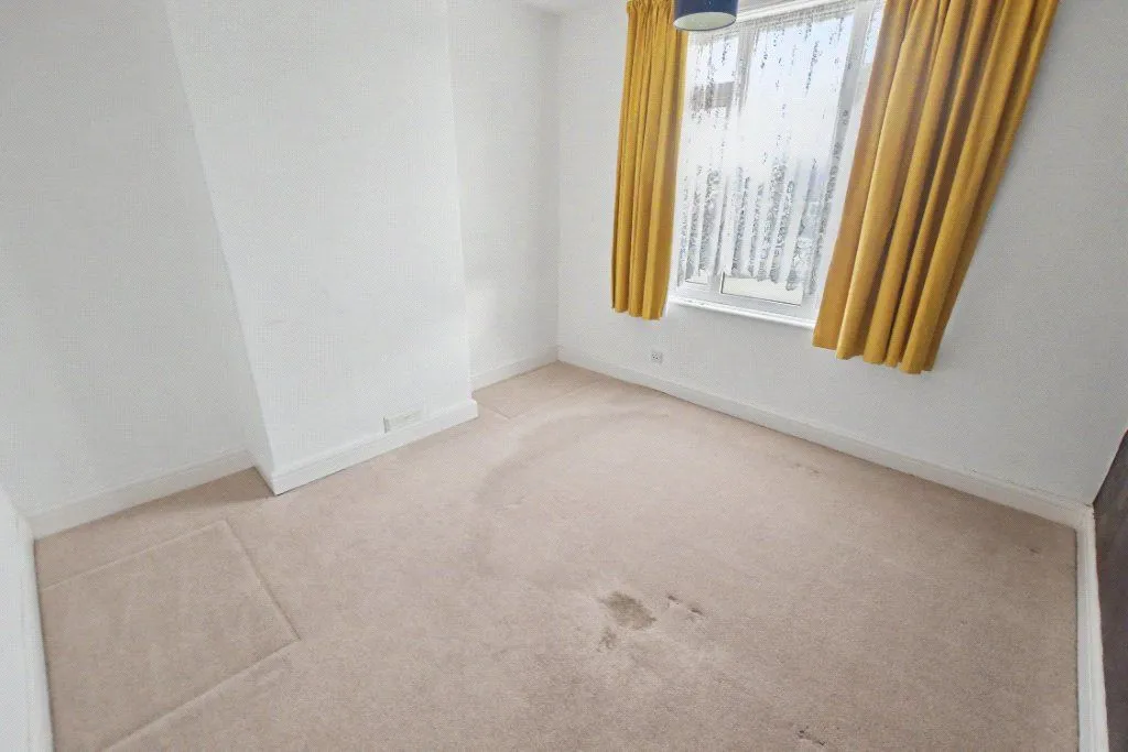 Whitehall Road, Leeds, LS12, photo 14