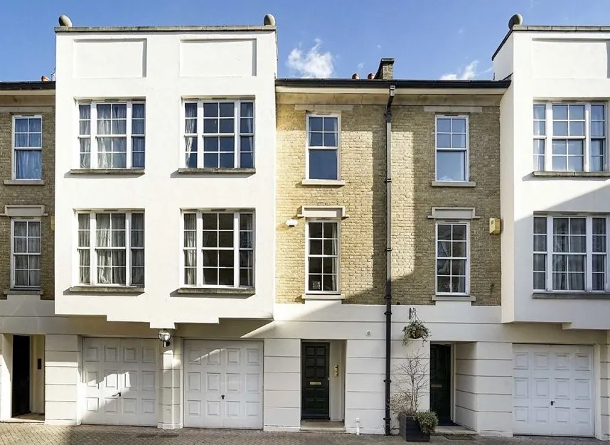 3 bed house to rent — Balvaird Place, London, SW1V