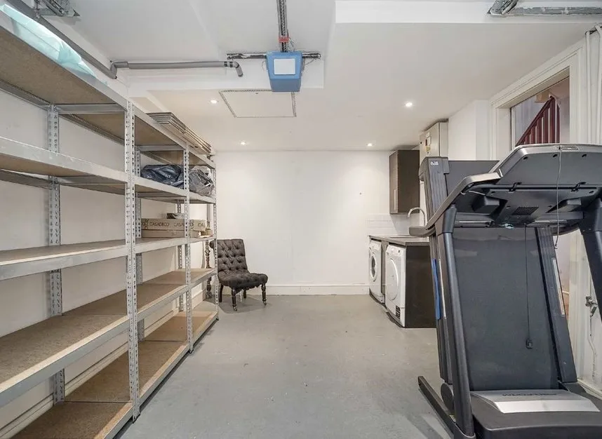Balvaird Place, London, SW1V, photo 8