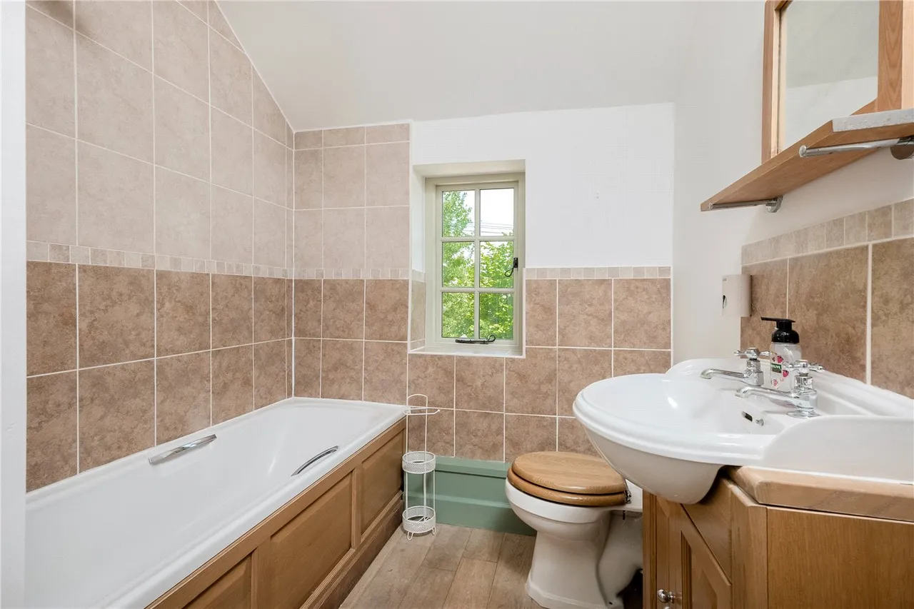 Aston Cantlow Road, Wilmcote, Stratford-upon-Avon, Warwickshire, CV37, photo 8