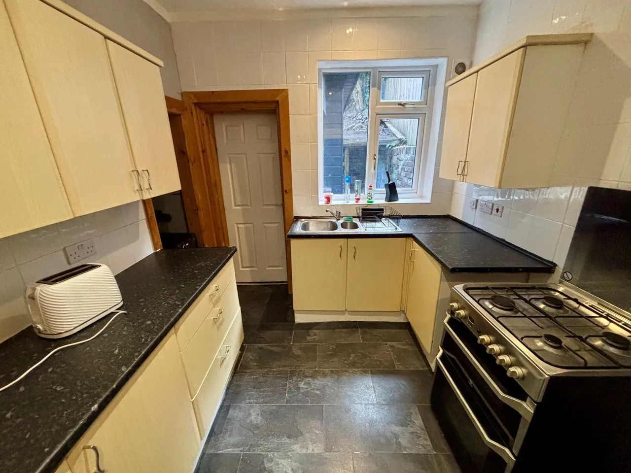 Matthew Bank, South Gosforth, photo 4