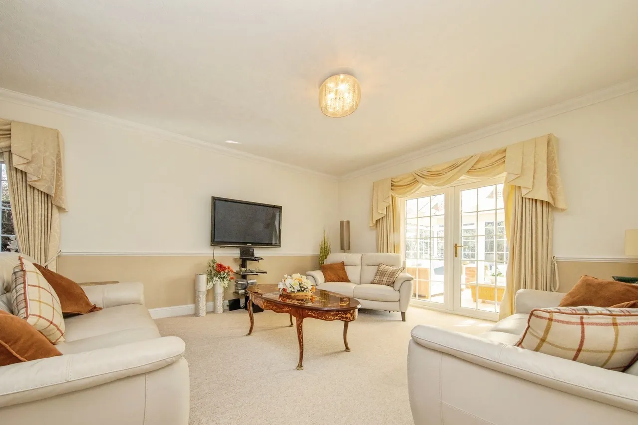 Yewtree Grove, Kesgrave, Ipswich, Suffolk, IP5, photo 4