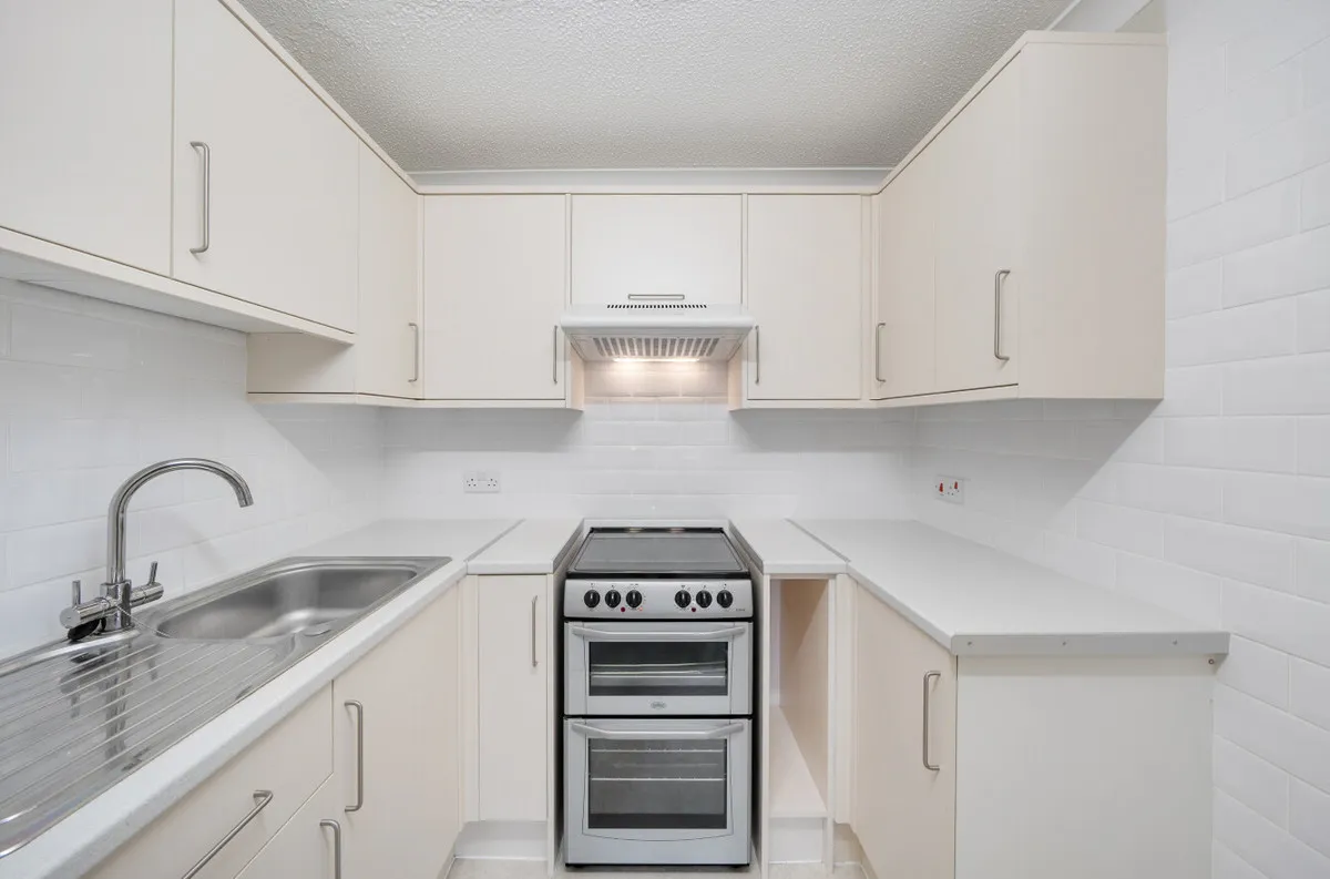 Carrington Way, Wincanton, BA9, photo 2
