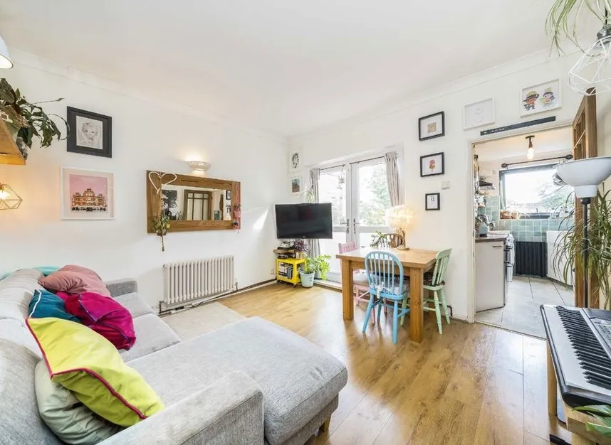Wightman Road, Finsbury Park, N8, photo 2