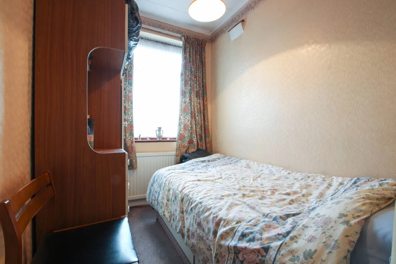 Sutherland Avenue, Welling, photo 8