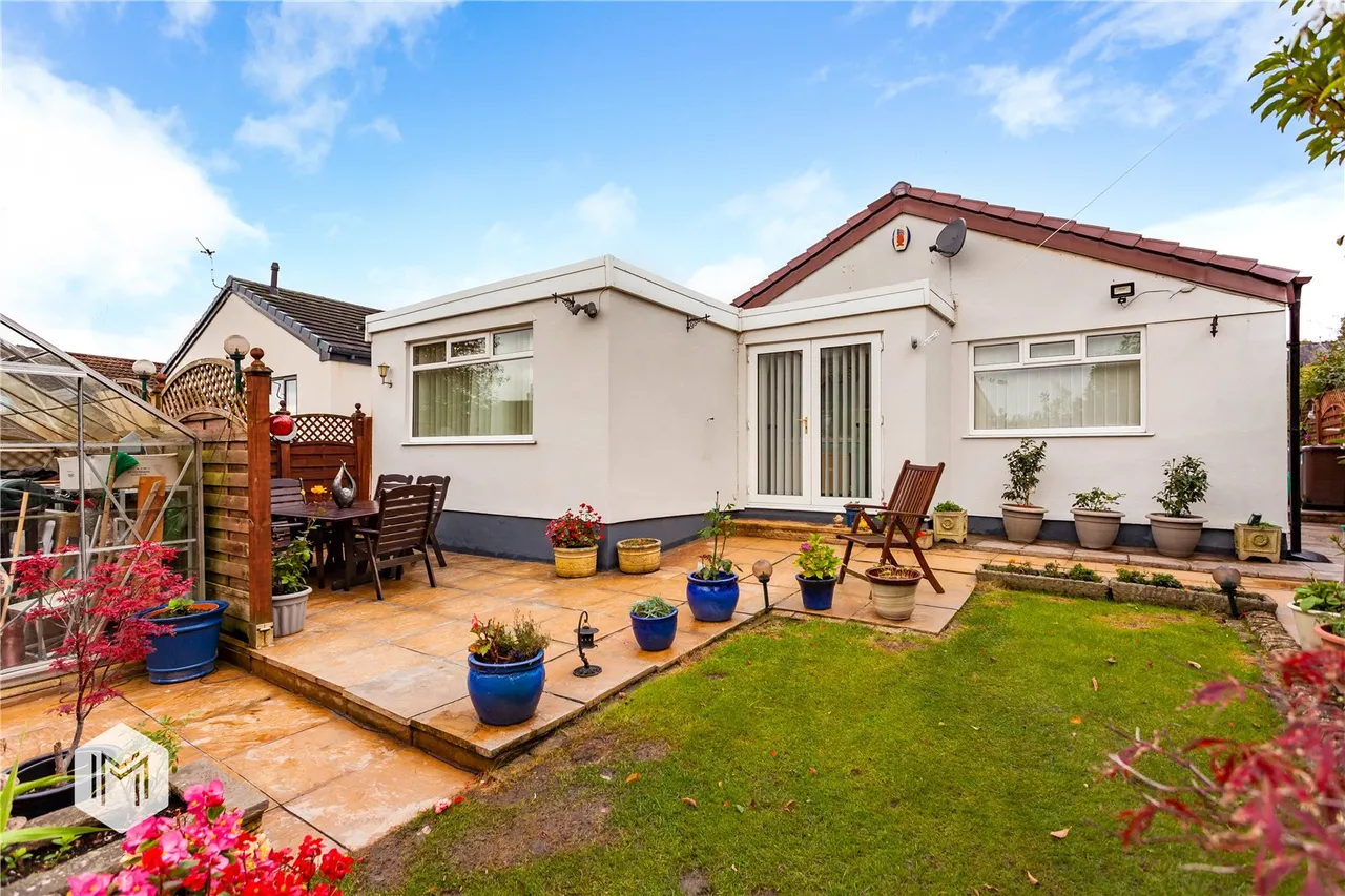 Moorside Road, Tottington, Bury, BL8 3HW, photo 4