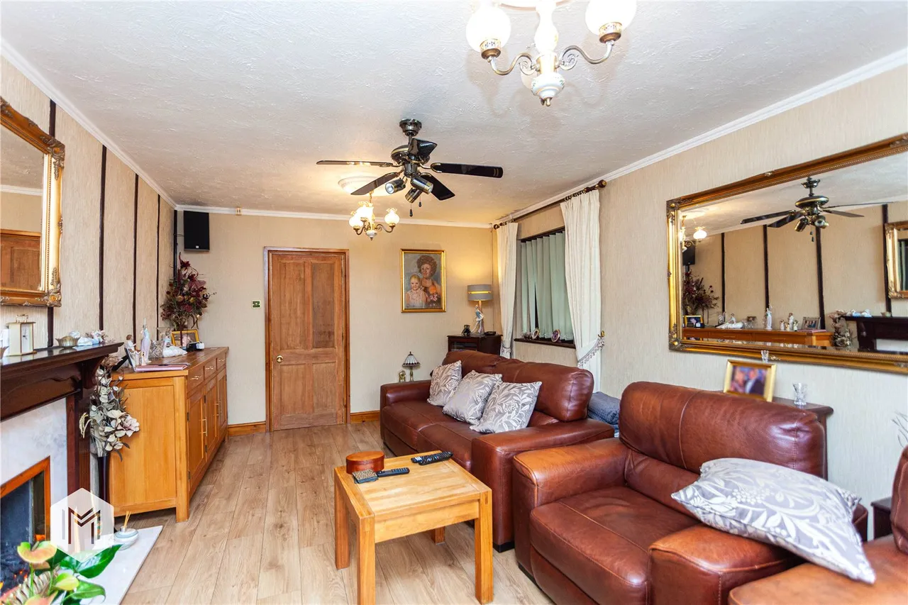 Moorside Road, Tottington, Bury, BL8 3HW, photo 5