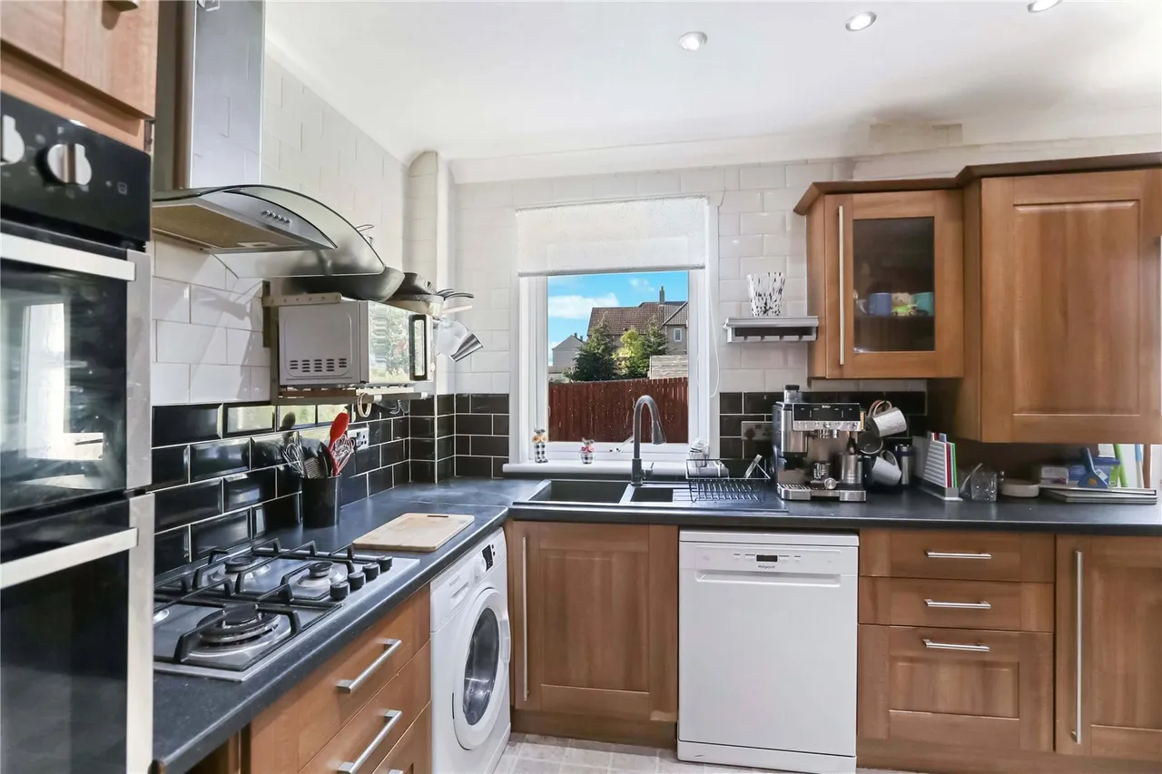 Craigbank Road, Larkhall, ML9, photo 6