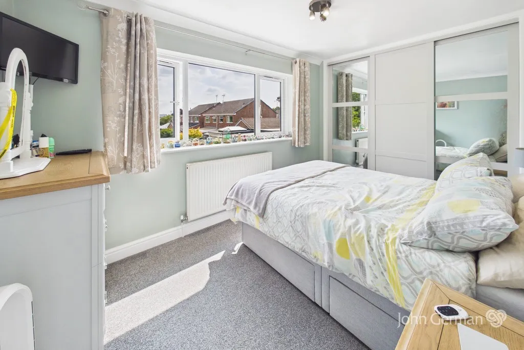 Greenacres Drive, Uttoxeter, photo 13