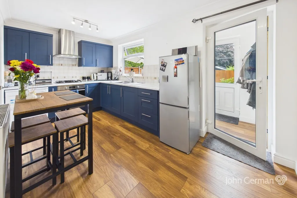 Greenacres Drive, Uttoxeter, photo 6