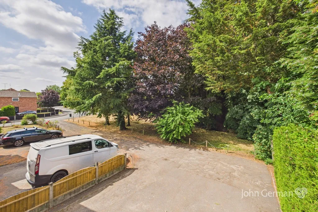 Greenacres Drive, Uttoxeter, photo 17