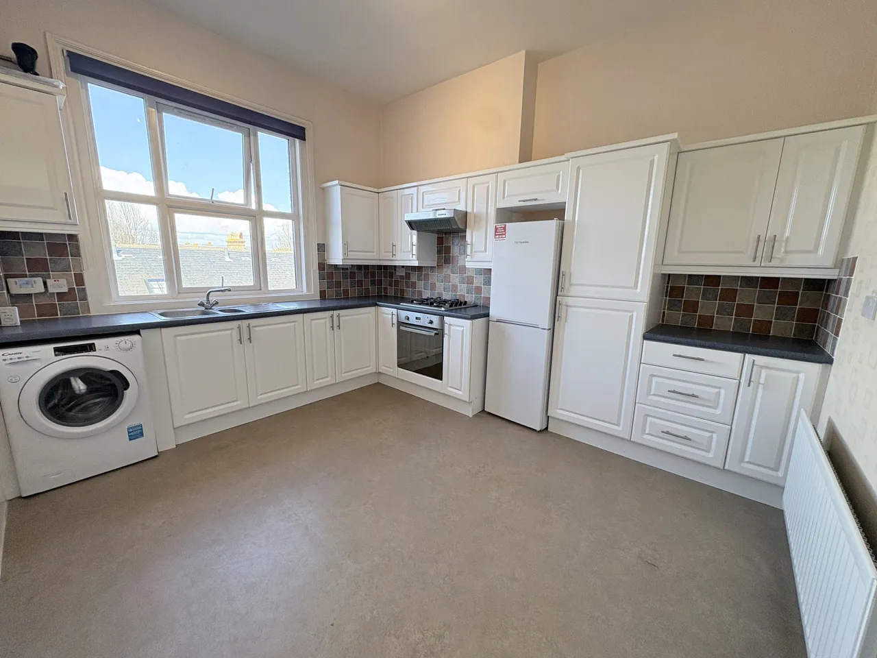 South Street, Eastbourne, BN21, photo 2