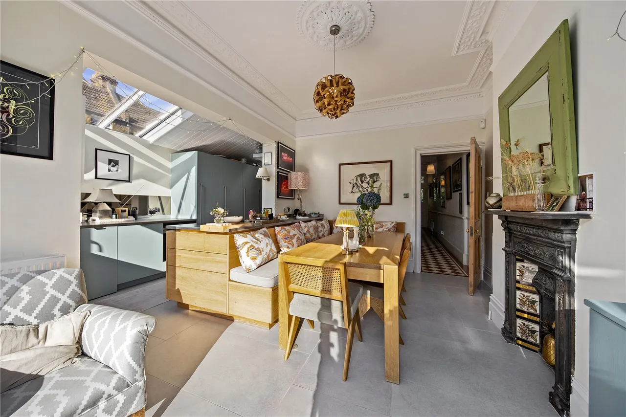 Claremont Road, St Margarets, TW1, photo 11