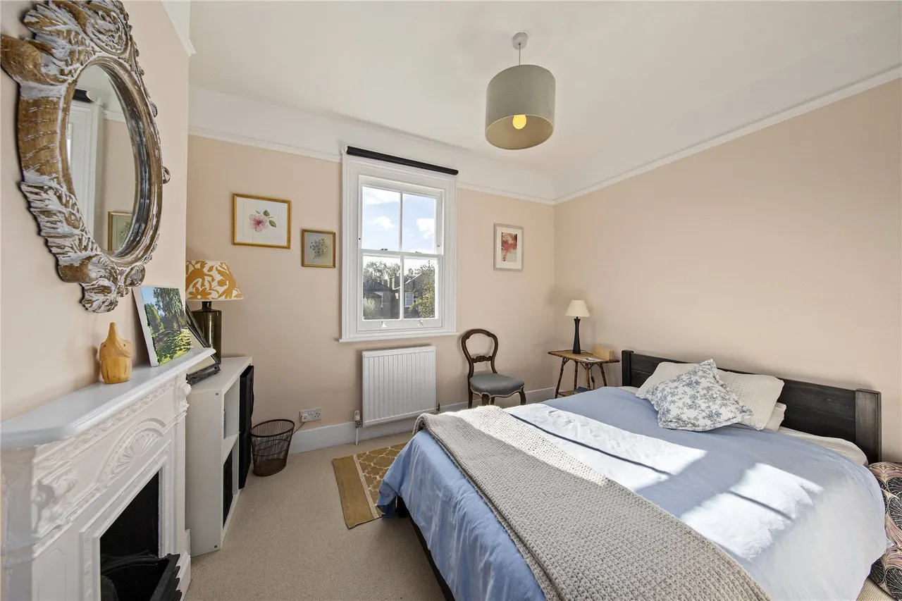 Claremont Road, St Margarets, TW1, photo 19