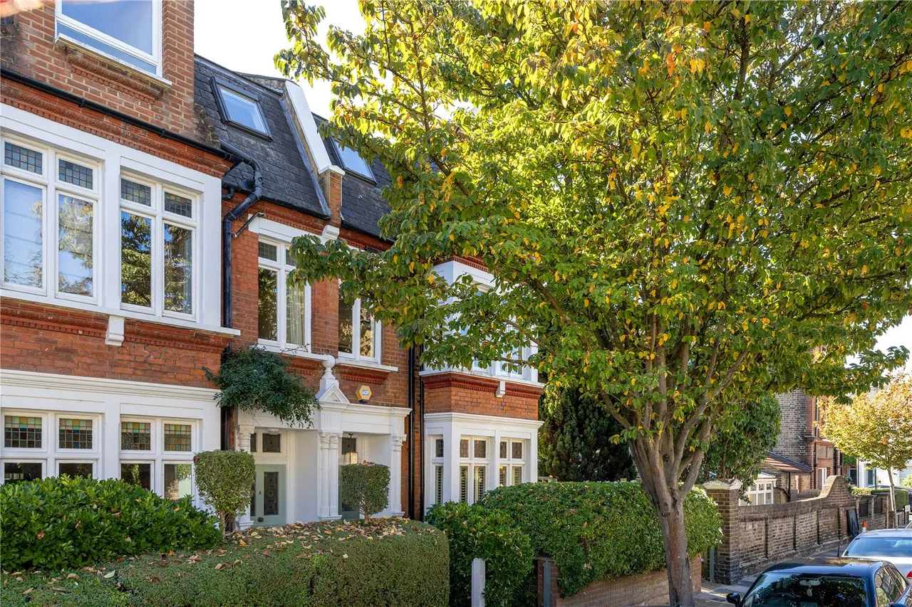 Claremont Road, St Margarets, TW1, photo 21