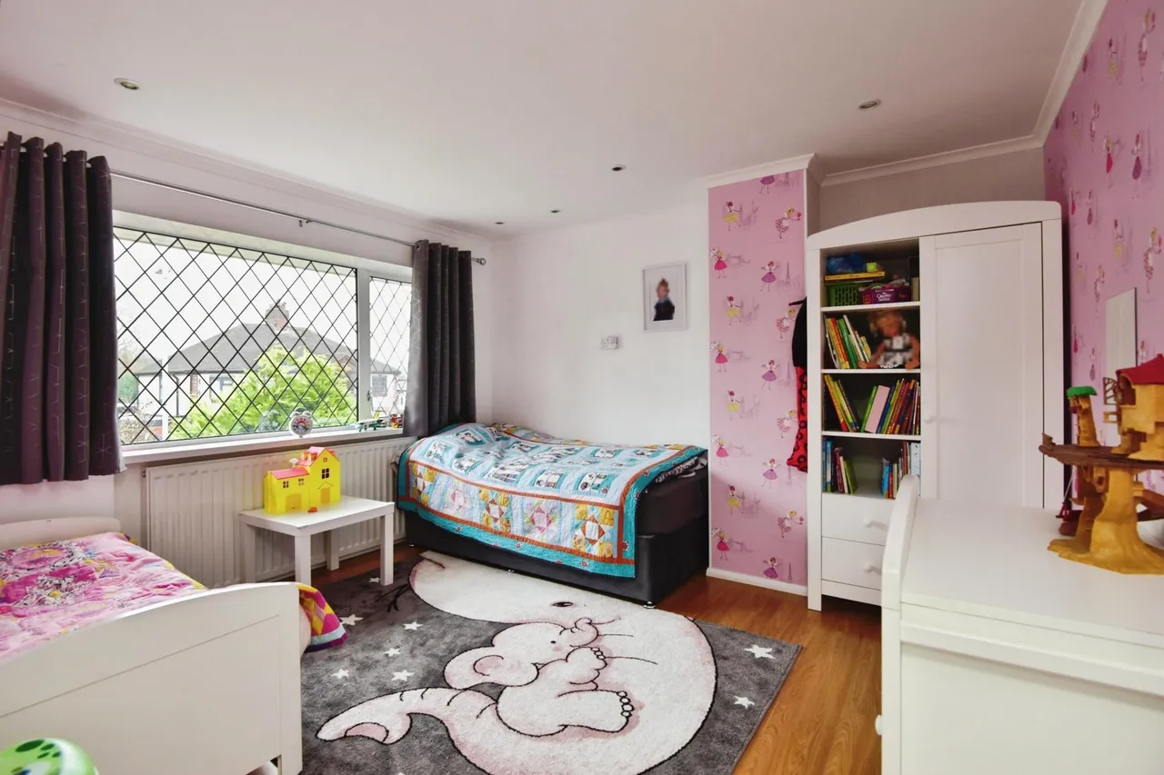 Greenbank Road, May Bank, ST5, photo 16