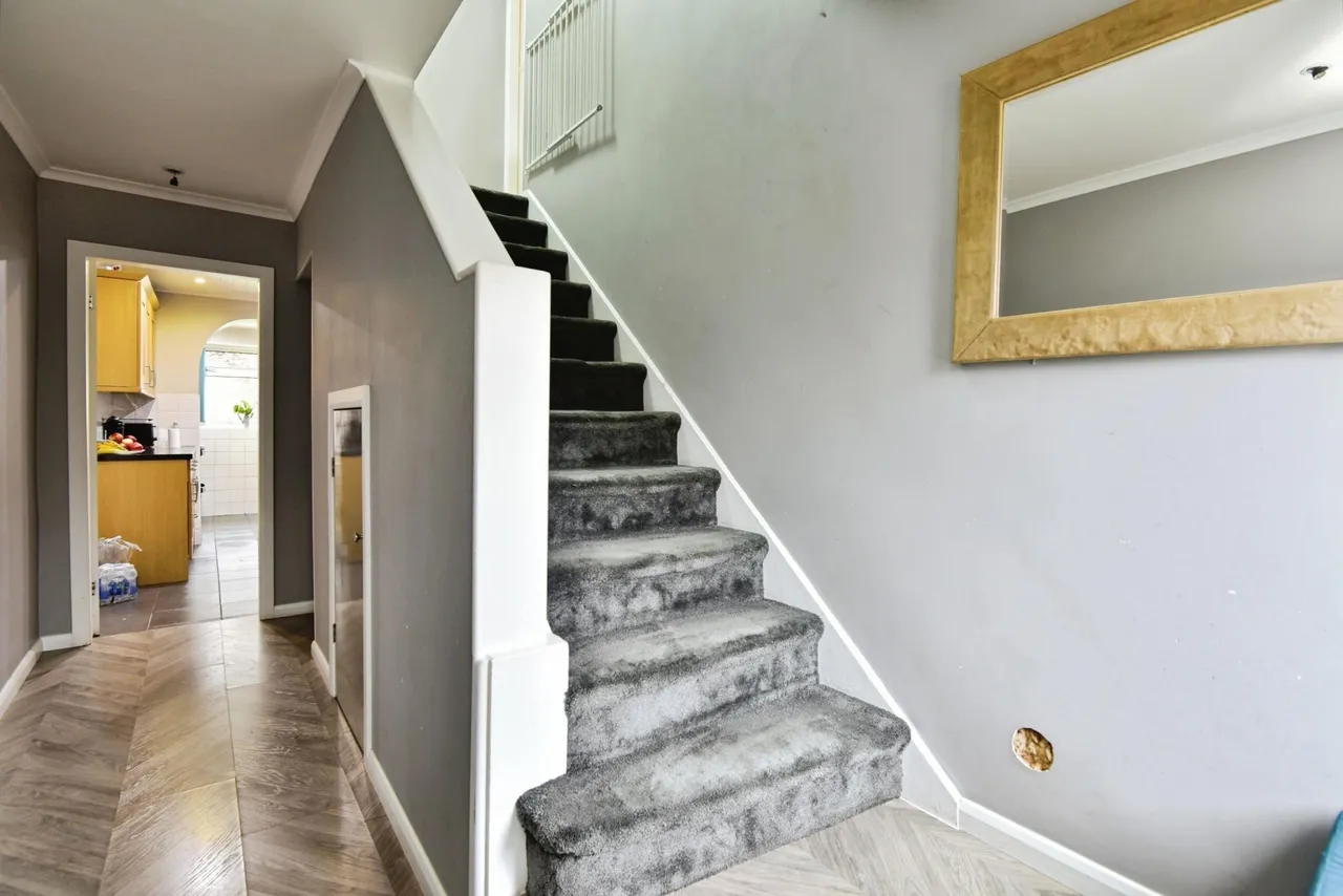 Greenbank Road, May Bank, ST5, photo 8
