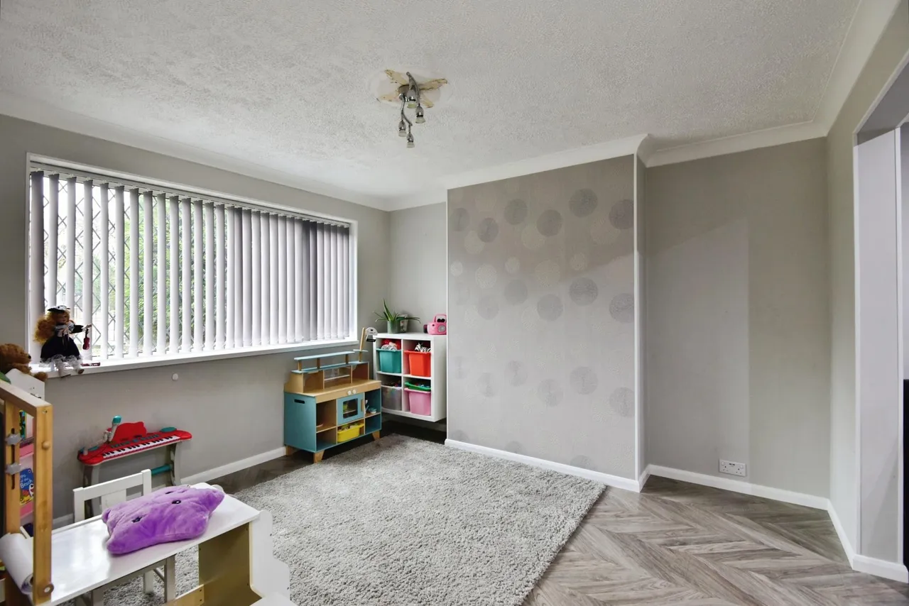 Greenbank Road, May Bank, ST5, photo 9