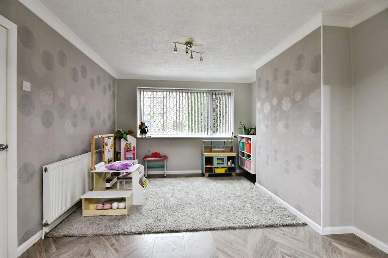Greenbank Road, May Bank, ST5, photo 11